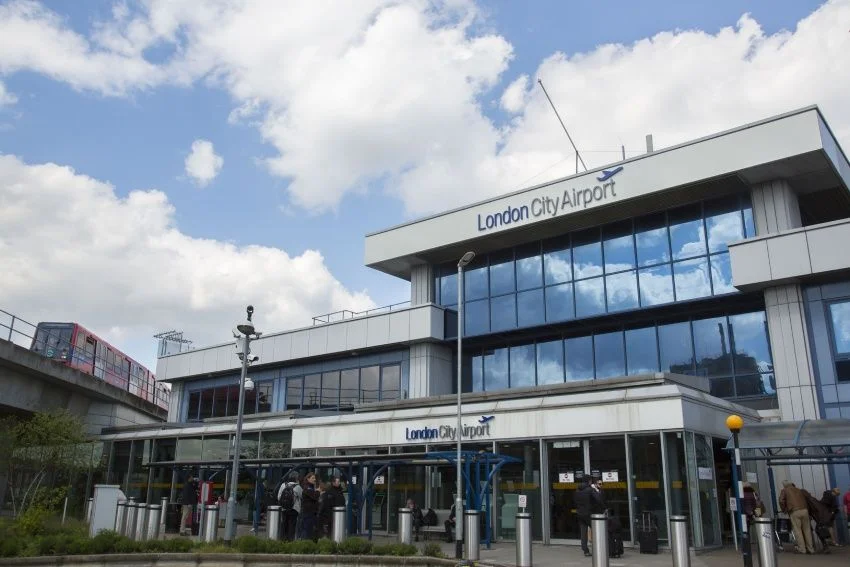London City airport transfers Ashtead